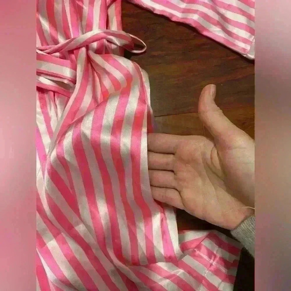 Victoria's Secret Pink Striped Satin
Kimono Robe - Picture 4 of 4